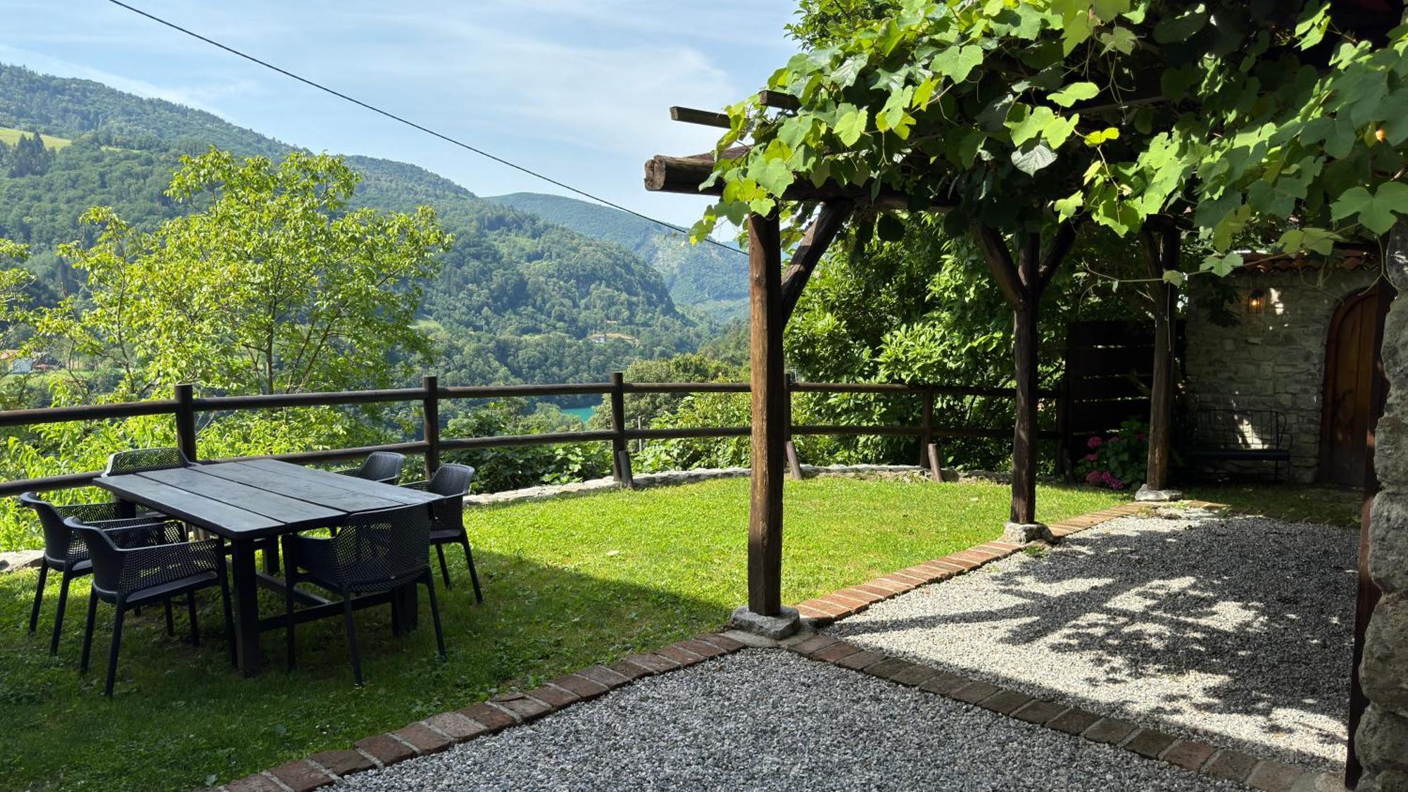 מוסט נה סוסי Kuninez, Holiday Home With Summer Kitchen מראה חיצוני תמונה