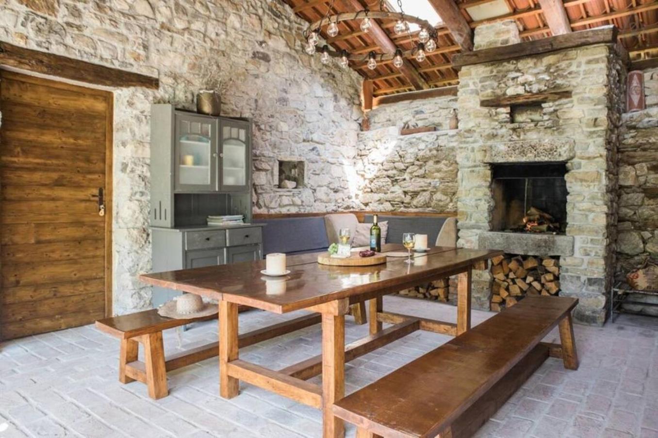 מוסט נה סוסי Kuninez, Holiday Home With Summer Kitchen מראה חיצוני תמונה